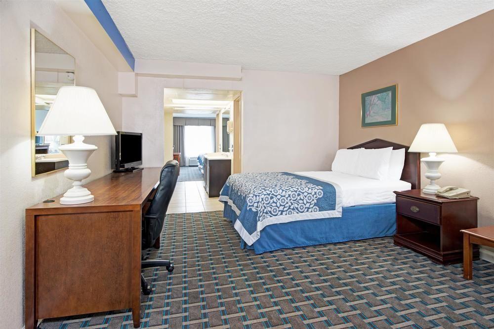 Days Inn By Wyndham St. Louis Lindbergh Boulevard Huntleigh Exterior foto