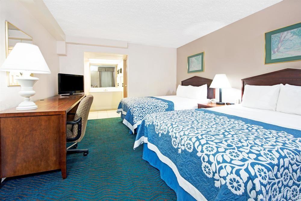 Days Inn By Wyndham St. Louis Lindbergh Boulevard Huntleigh Exterior foto