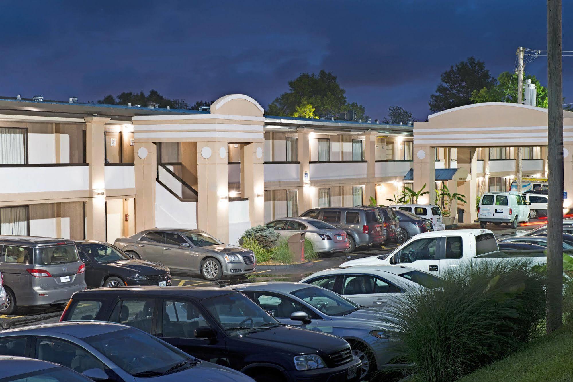Days Inn By Wyndham St. Louis Lindbergh Boulevard Huntleigh Exterior foto
